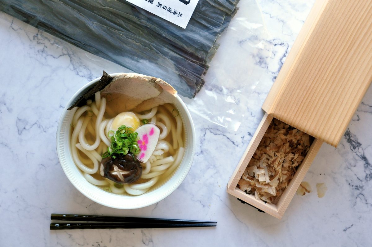 常用的日式高湯做法（二）：柴魚昆布高湯